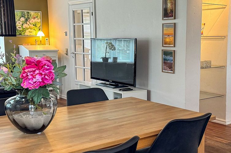 Vakantiehuis "Elza" - 2.5km from the sea