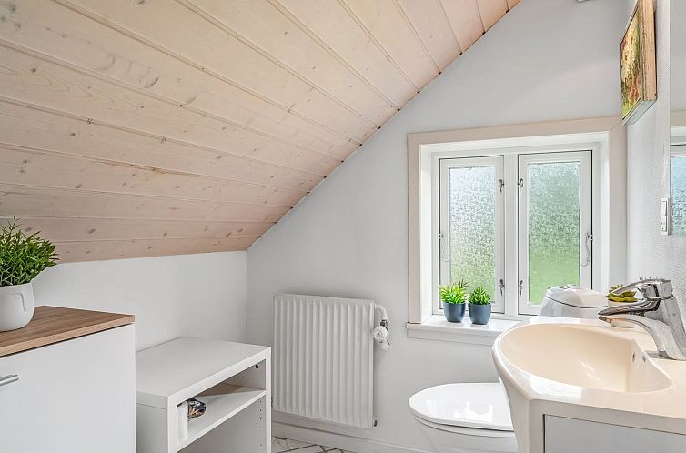 Vakantiehuis "Elza" - 2.5km from the sea