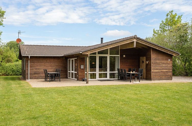 Vakantiehuis "Els" - 900m from the sea