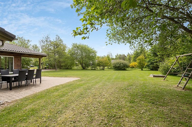 Vakantiehuis "Els" - 900m from the sea