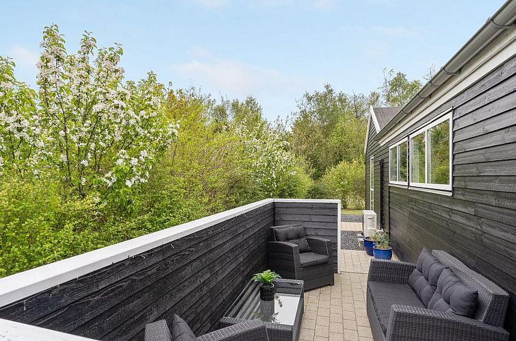 Vakantiehuis "Artur" - 1.5km from the sea