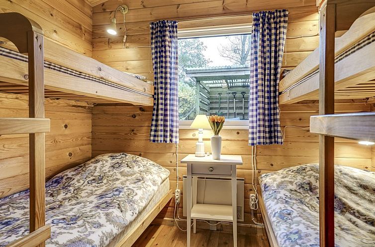 Vakantiehuis "Artur" - 1.5km from the sea