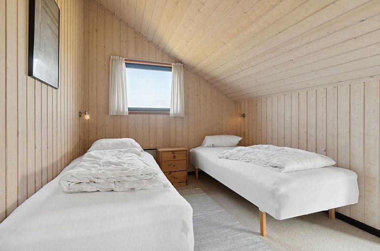 Vakantiehuis "Henri" - 500m from the sea