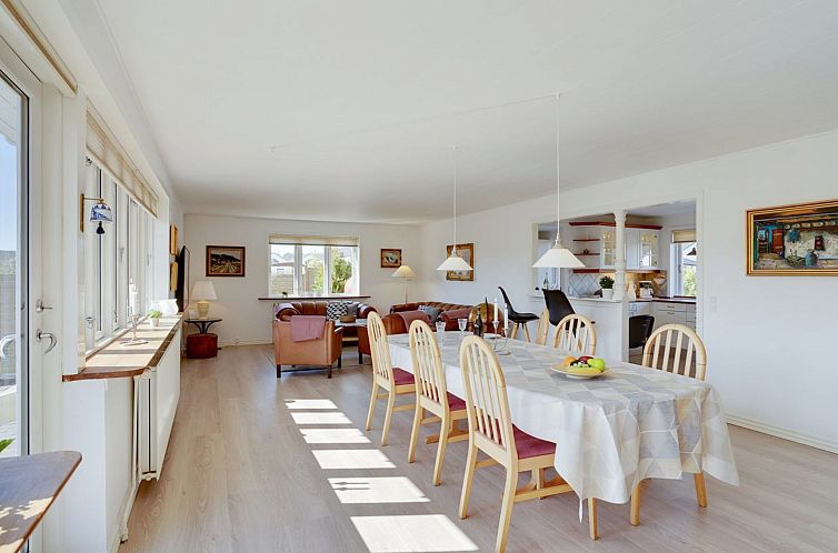 Vakantiehuis "Bitta" - 500m from the sea