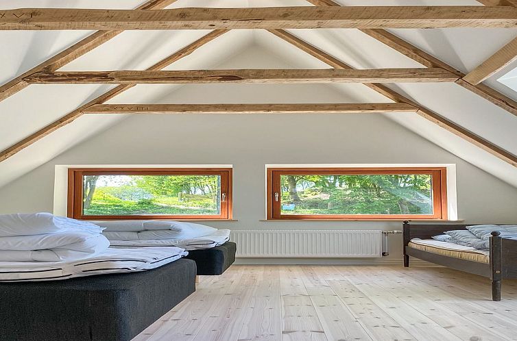 Vakantiehuis "Nella" - 1.2km from the sea