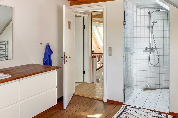 Vakantiehuis "Nella" - 1.2km from the sea