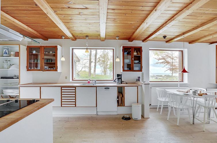 Vakantiehuis "Nella" - 1.2km from the sea