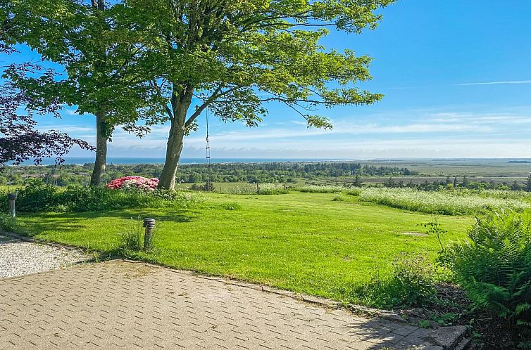 Vakantiehuis "Nella" - 1.2km from the sea