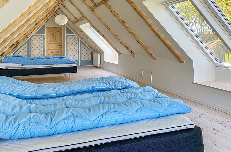 Vakantiehuis "Nella" - 1.2km from the sea