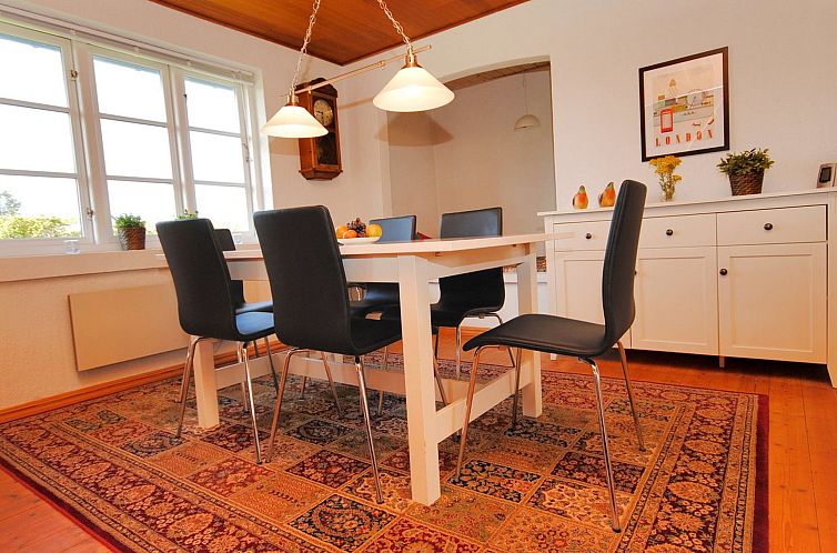 Vakantiehuis "Wilja" - 400m from the sea