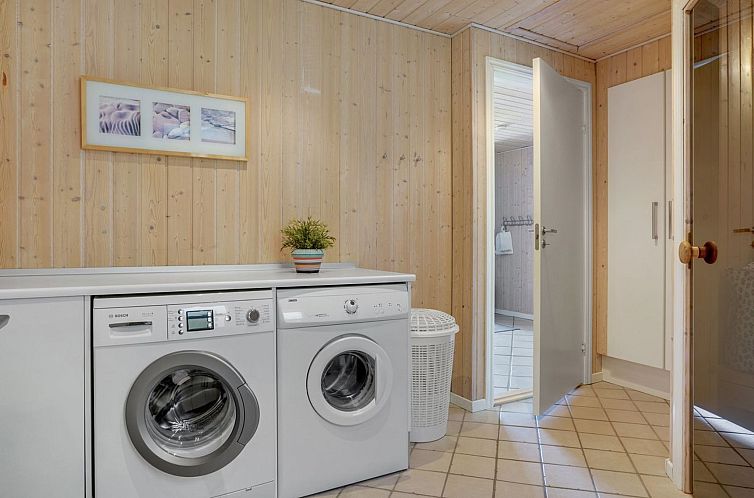 Vakantiehuis "Henriete" - 3.5km from the sea