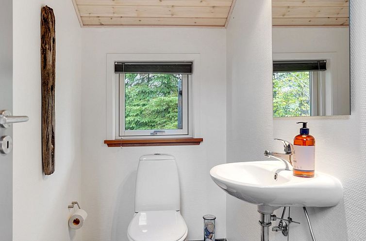 Vakantiehuis "Gunnie" - 1.1km from the sea