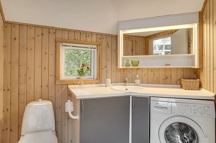 Vakantiehuis "Gunnie" - 1.1km from the sea