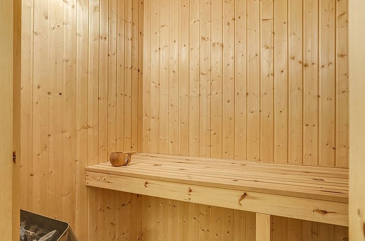 Vakantiehuis "Gunnie" - 1.1km from the sea