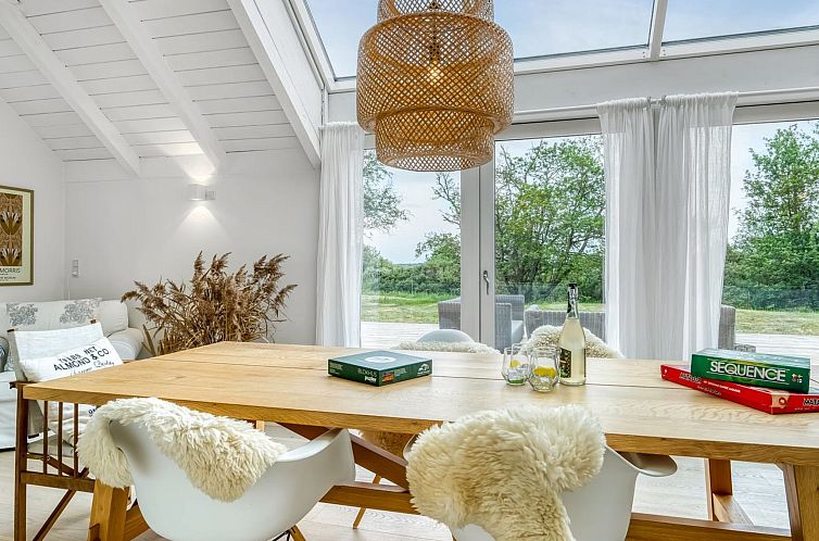 Vakantiehuis "Verner" - 900m from the sea