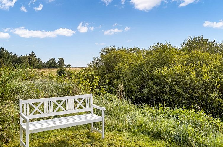 Vakantiehuis "Verner" - 900m from the sea