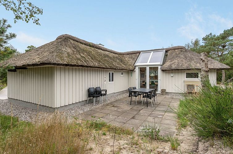 Vakantiehuis "Waldar" - 900m from the sea