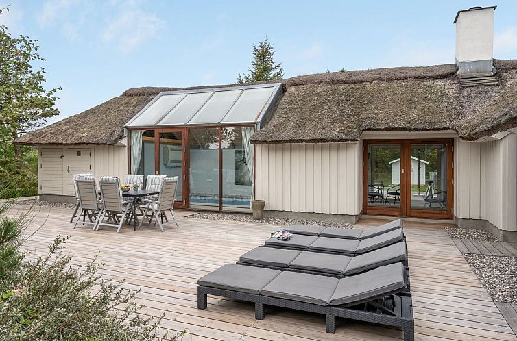 Vakantiehuis "Waldar" - 900m from the sea