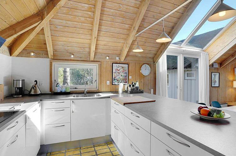 Vakantiehuis "Waldar" - 900m from the sea