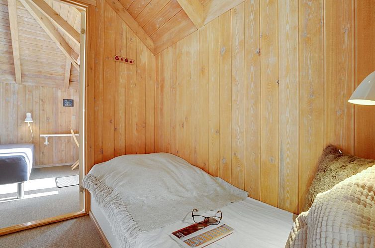 Vakantiehuis "Waldar" - 900m from the sea