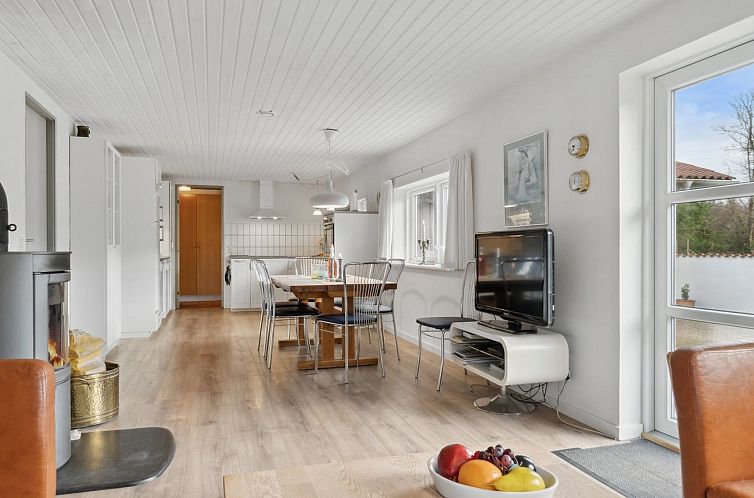 Vakantiehuis "Justine" - 600m from the sea