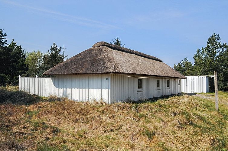 Vakantiehuis "Roulf" - 1.1km from the sea