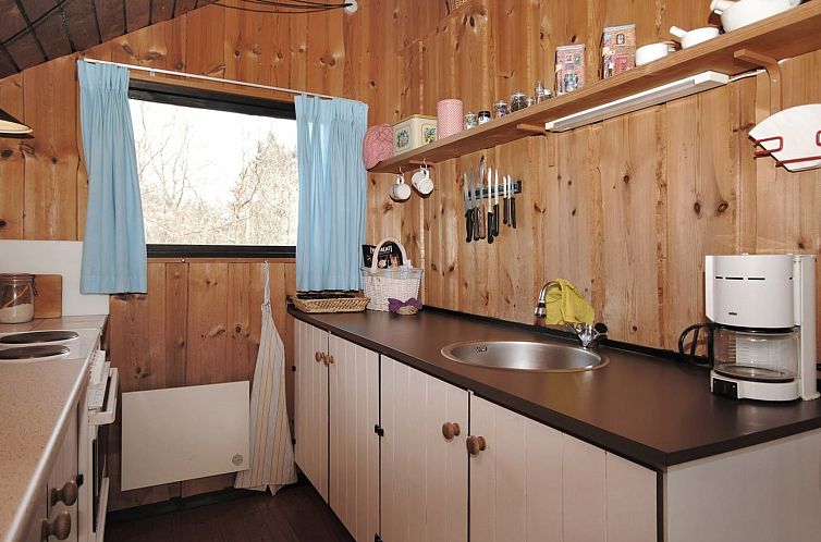 Vakantiehuis "Deni" - 4km from the sea