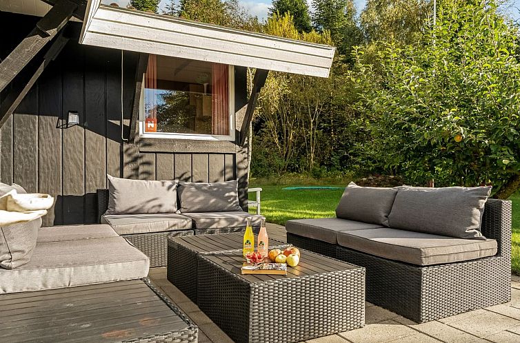 Vakantiehuis "Deni" - 4km from the sea