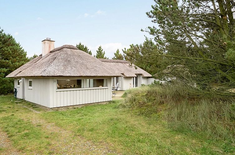 Vakantiehuis "Catarine" - 1.1km from the sea