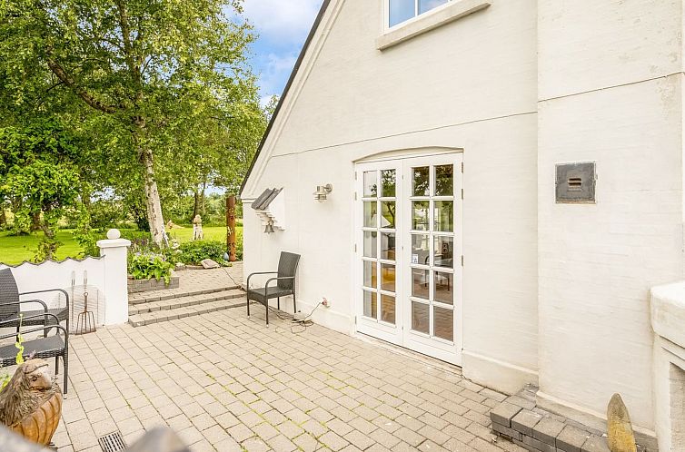 Vakantiehuis "Annick" - 300m from the sea