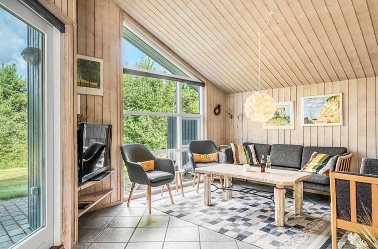 Vakantiehuis "Fredsine" - 900m from the sea