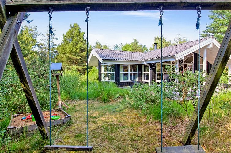 Vakantiehuis "Arlett" - 950m from the sea