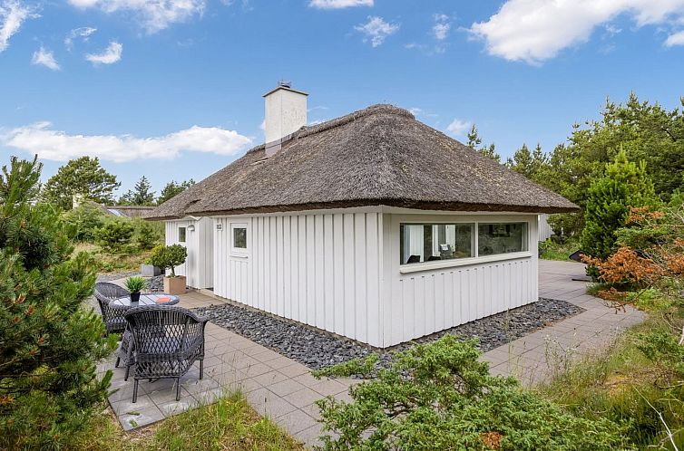 Vakantiehuis "Arlett" - 950m from the sea
