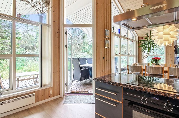 Vakantiehuis "Arlett" - 950m from the sea