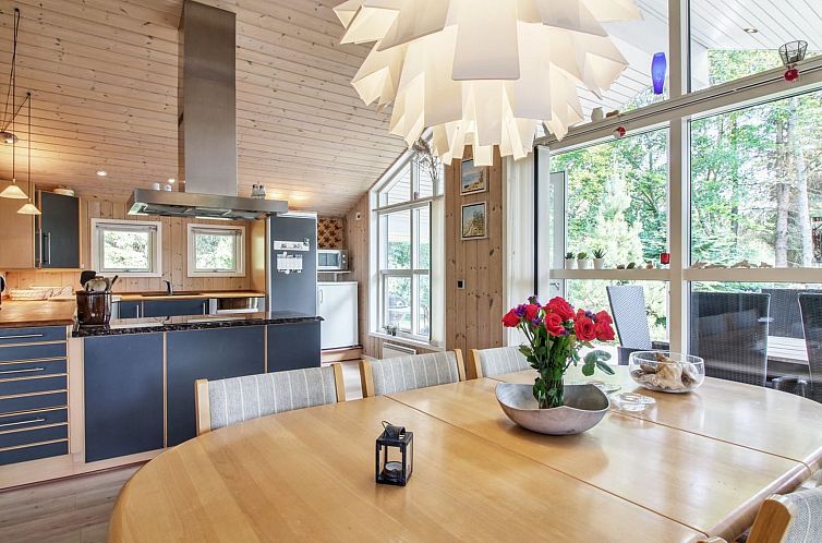 Vakantiehuis "Arlett" - 950m from the sea