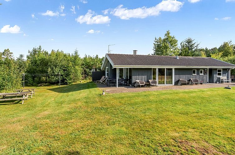 Vakantiehuis "Ane" - 800m from the sea