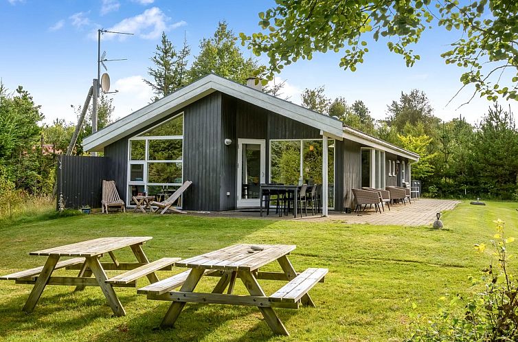 Vakantiehuis "Ane" - 800m from the sea