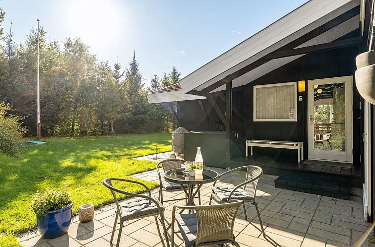 Vakantiehuis "Inola" - 3.5km from the sea