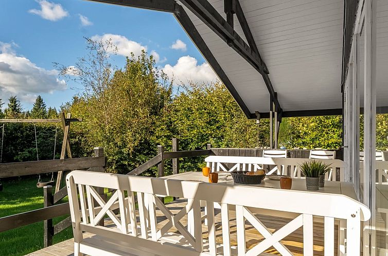 Vakantiehuis "Inola" - 3.5km from the sea