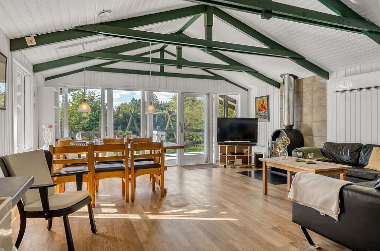 Vakantiehuis "Inola" - 3.5km from the sea