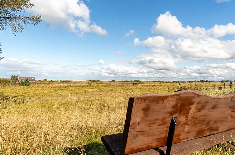 Vakantiehuis "Sarika" - 500m from the sea