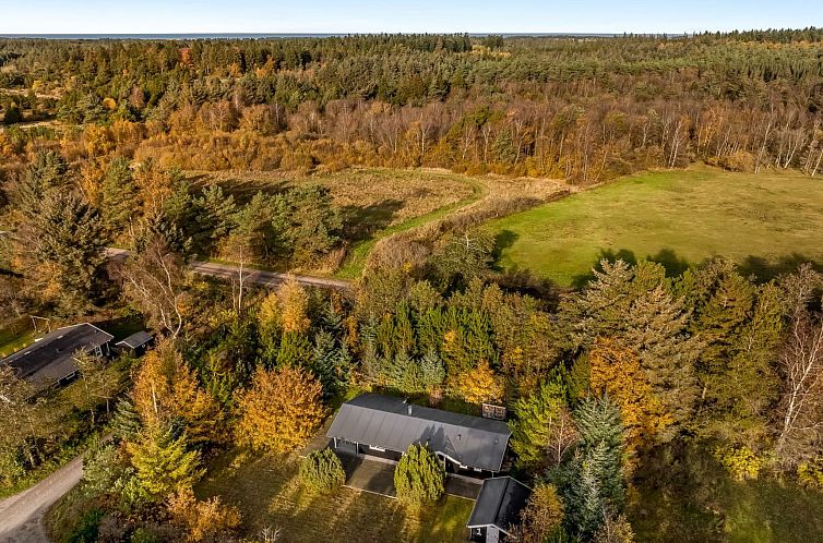 Vakantiehuis "Peder" - 4km from the sea