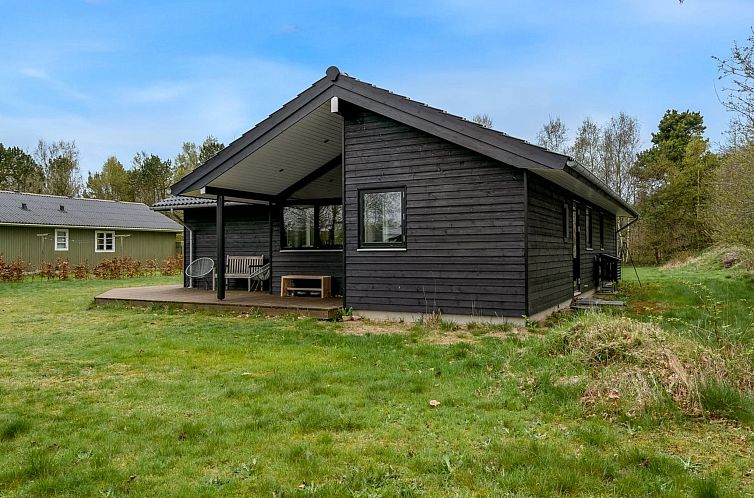 Vakantiehuis "Angelie" -  from the sea