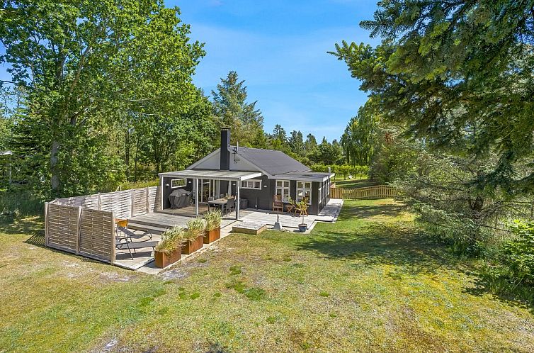 Vakantiehuis "Marise" -  from the sea