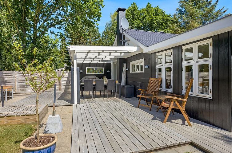 Vakantiehuis "Marise" -  from the sea