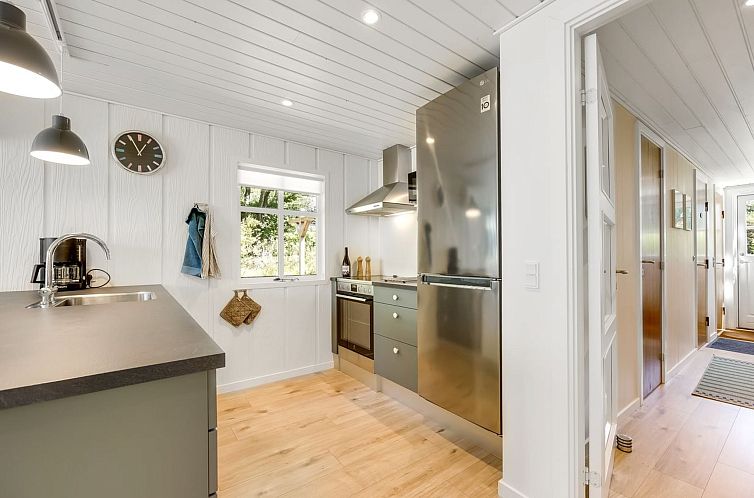 Vakantiehuis "Marise" -  from the sea