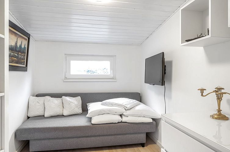 Vakantiehuis "Keijo" -  from the sea