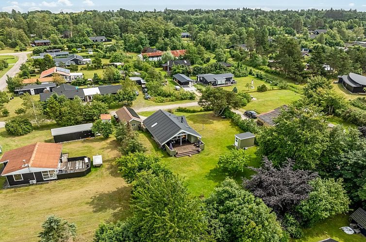 Vakantiehuis "Emiljan" -  from the sea