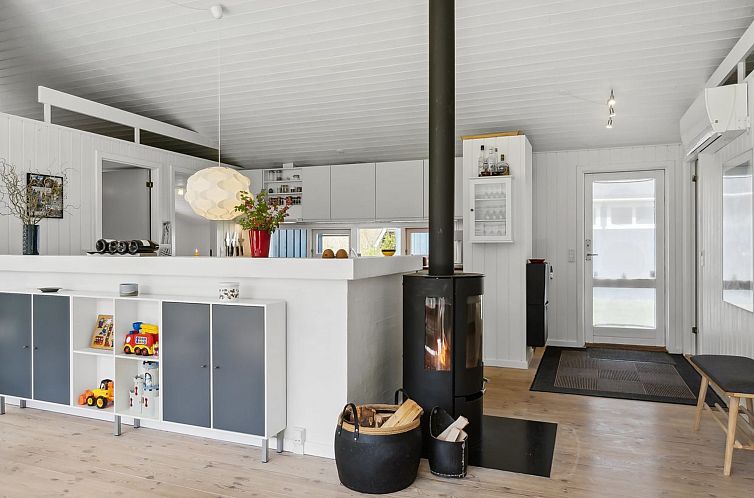 Vakantiehuis "Aleia" - 1.6km from the sea