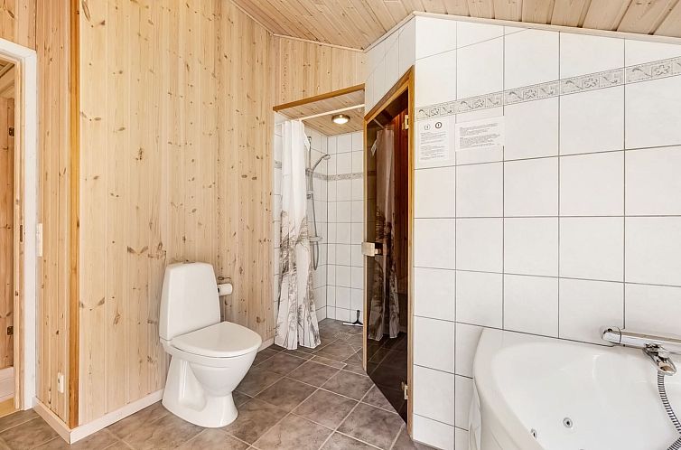 Vakantiehuis "Thorketil" - 1.1km from the sea